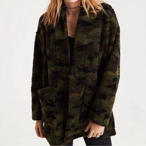 4 for $40 American Eagle Outfitters Camouflage Teddy Jacket
